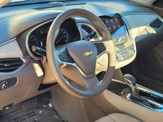 2022 Chevrolet Malibu FWD LT