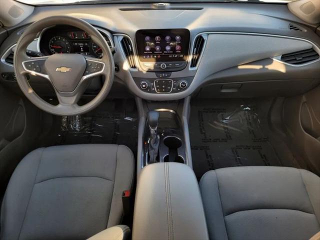 2022 Chevrolet Malibu FWD LT