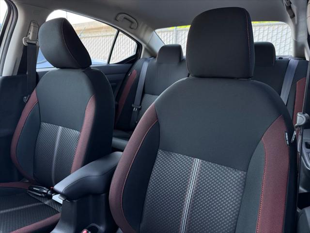 2025 Nissan Versa 1.6 SR