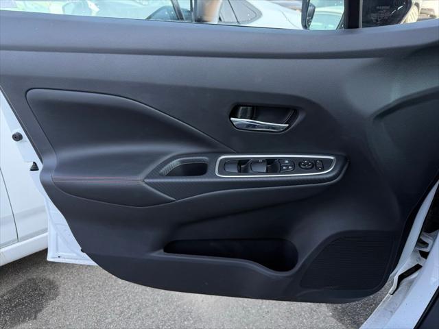 2025 Nissan Versa 1.6 SR