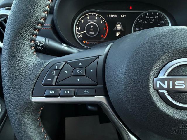 2025 Nissan Versa 1.6 SR
