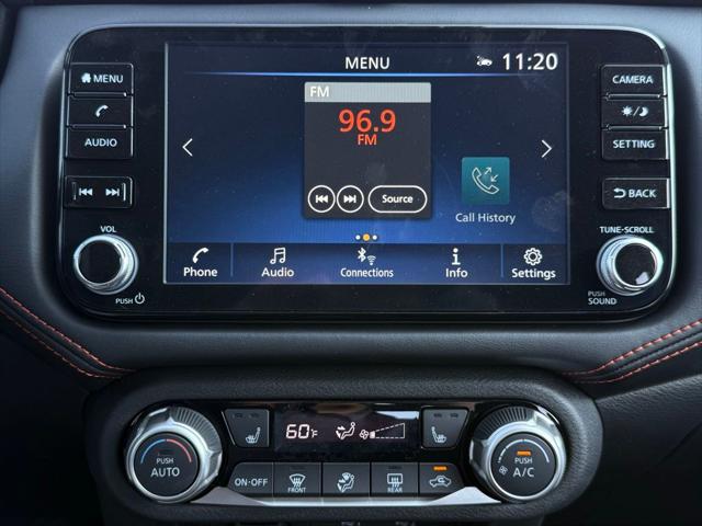 2025 Nissan Versa 1.6 SR