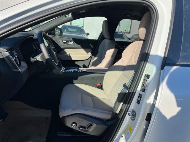 2026 Volvo XC60 Plug-In Hybrid T8 Plus