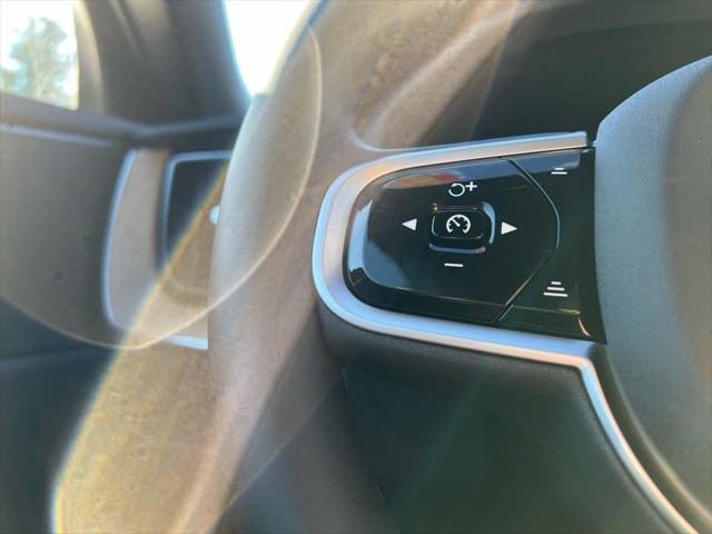 2026 Volvo XC60 Plug-In Hybrid T8 Plus