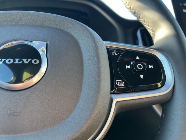 2026 Volvo XC60 Plug-In Hybrid T8 Plus