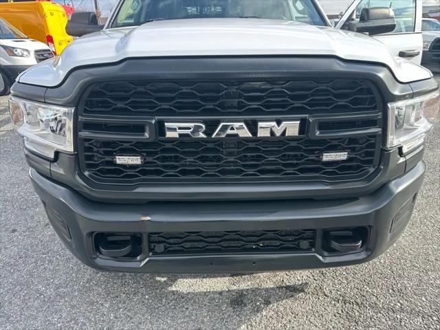 2020 Ram 3500 Tradesman Crew Cab 4x2 8' Box