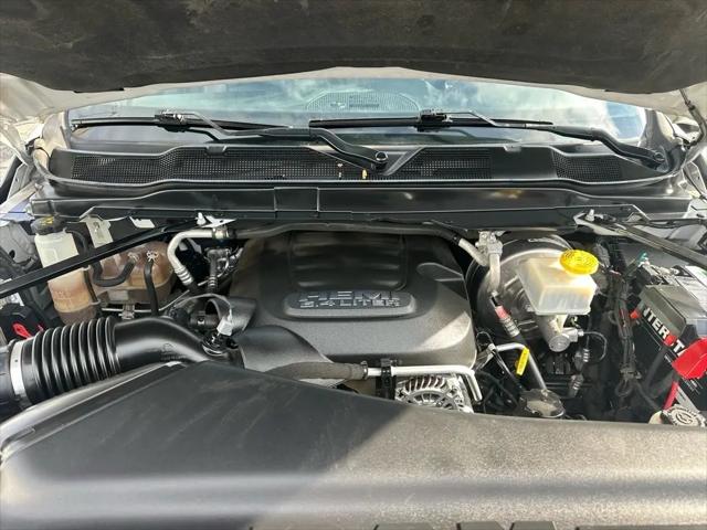 2020 Ram 3500 Tradesman Crew Cab 4x2 8' Box