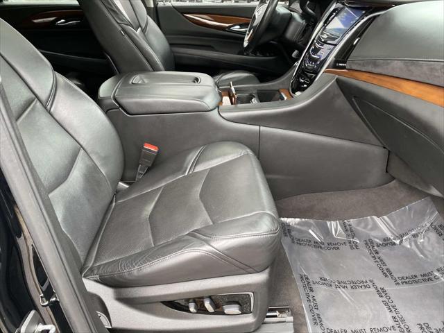 2020 Cadillac Escalade ESV 4WD Luxury