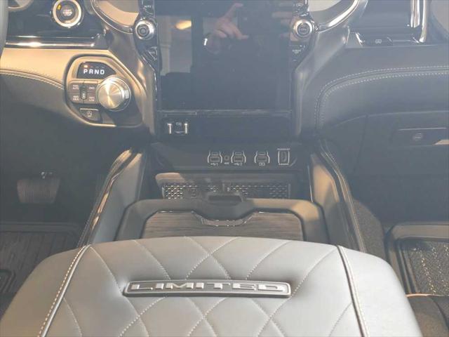 2026 Ram 1500 Limited Crew Cab 4x4 5'7" Box