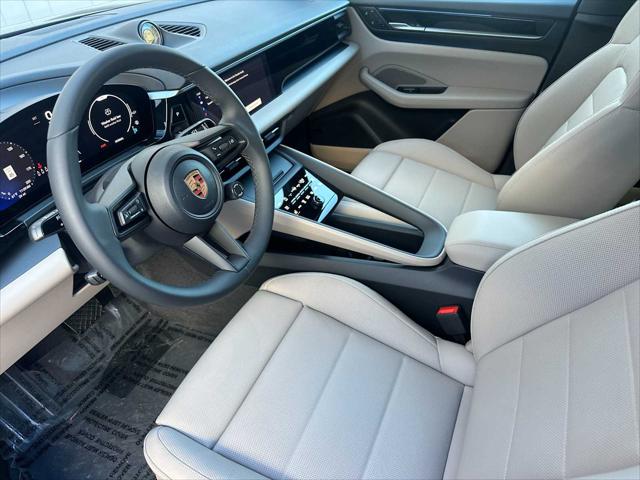 2025 Porsche Macan Electric Electric