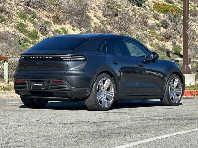 2025 Porsche Macan Electric Electric