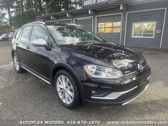 2017 Volkswagen Golf Alltrack TSI SE for sale in Lynnwood, WA