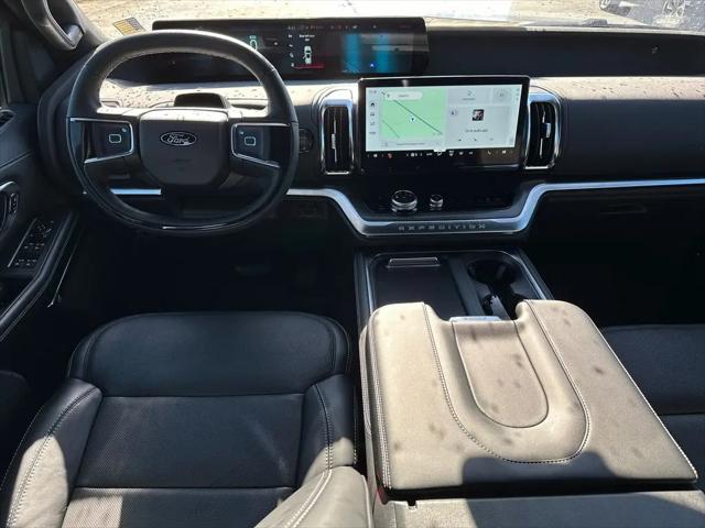 2025 Ford Expedition Platinum MAX