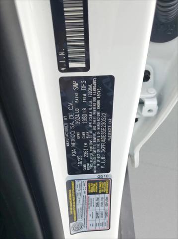 2025 Kia K4 EX
