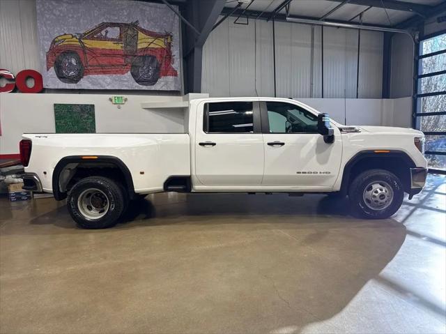 2023 GMC Sierra 3500HD 4WD Crew Cab Long Bed Pro