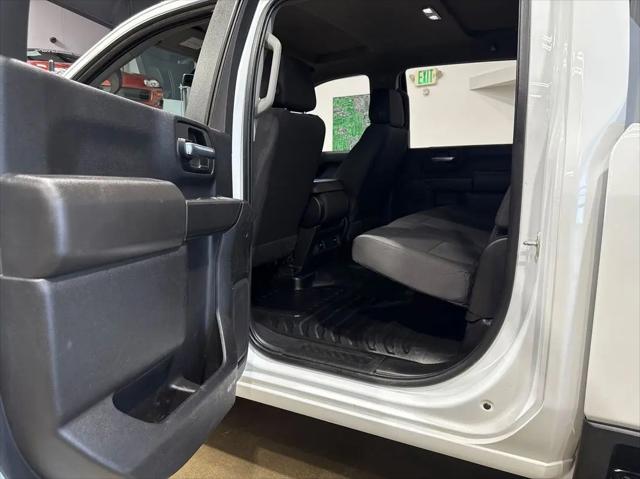2023 GMC Sierra 3500HD 4WD Crew Cab Long Bed Pro