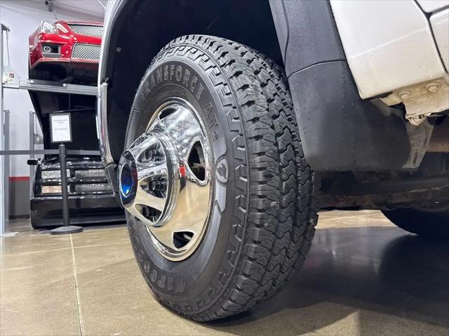 2023 GMC Sierra 3500HD 4WD Crew Cab Long Bed Pro