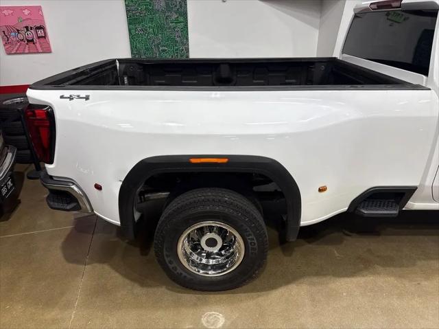 2023 GMC Sierra 3500HD 4WD Crew Cab Long Bed Pro