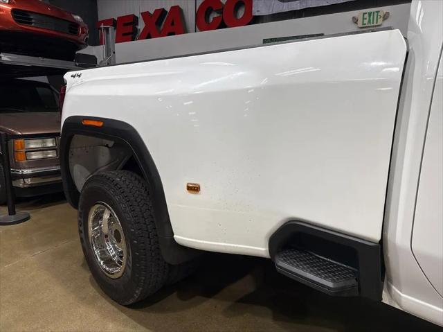 2023 GMC Sierra 3500HD 4WD Crew Cab Long Bed Pro