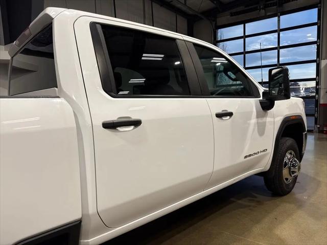 2023 GMC Sierra 3500HD 4WD Crew Cab Long Bed Pro