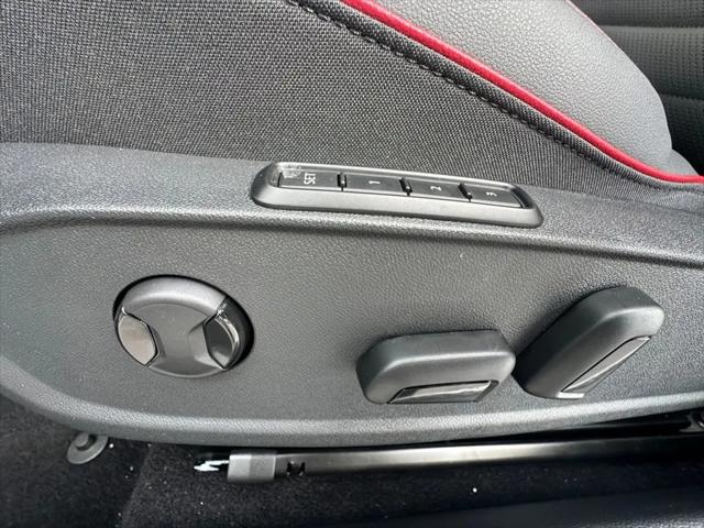 2026 Volkswagen Golf GTI Autobahn
