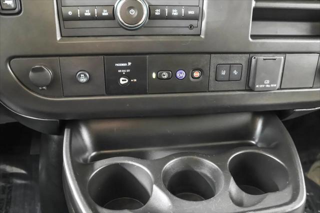 2025 Chevrolet Express Passenger RWD 3500 Extended Wheelbase LT
