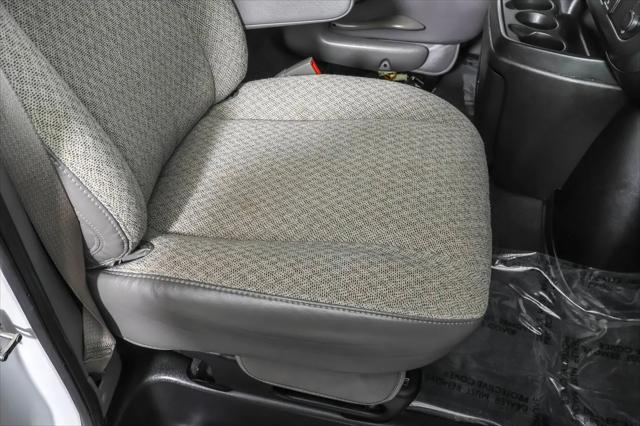 2025 Chevrolet Express Passenger RWD 3500 Extended Wheelbase LT
