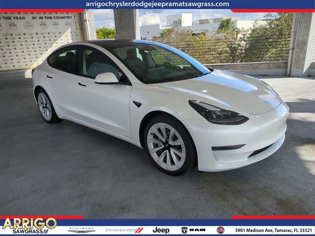 2021 Tesla Model 3 Standard Range Plus Rear-Wheel Drive 2021 Tesla Model 3 Standard Range Plus Rear-Wheel Drive