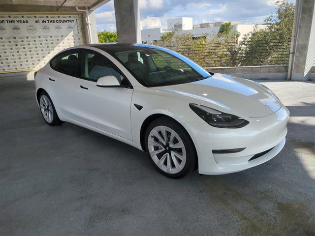 2021 Tesla Model 3 Standard Range Plus Rear-Wheel Drive 2021 Tesla Model 3 Standard Range Plus Rear-Wheel Drive