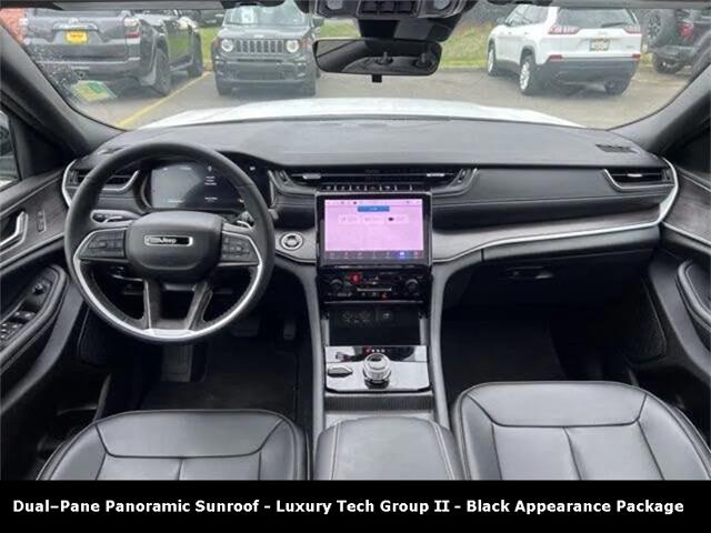 2025 Jeep Grand Cherokee L Limited 4x4 2025 Jeep Grand Cherokee L Limited 4x4