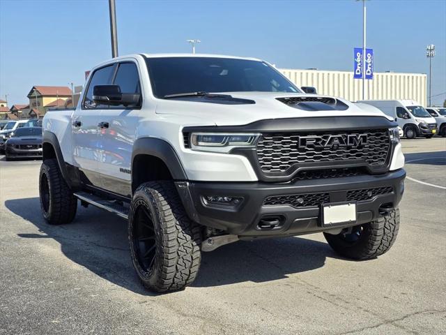 2025 RAM 1500 RHO Crew Cab 4x4 57 Box 2025 RAM 1500 RHO Crew Cab 4x4 57 Box