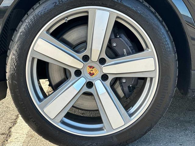 2024 Porsche Cayenne E-Hybrid E-Hybrid