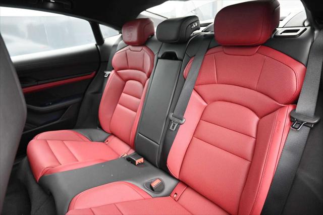 2024 Porsche Taycan 4S