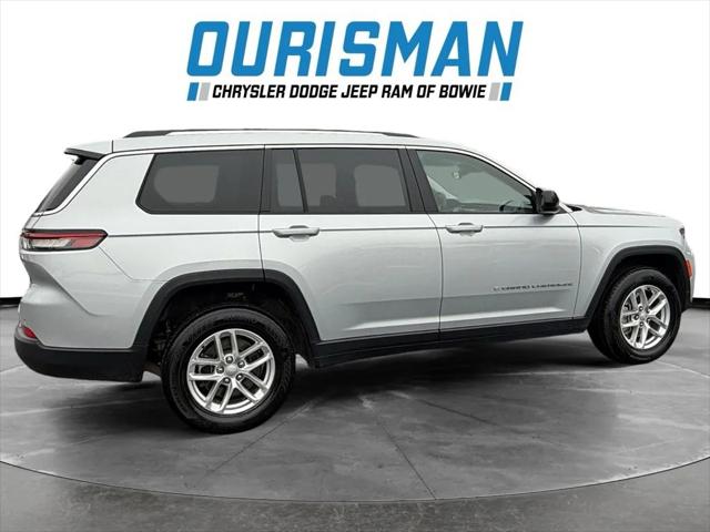 2023 Jeep Grand Cherokee L Laredo 4x2