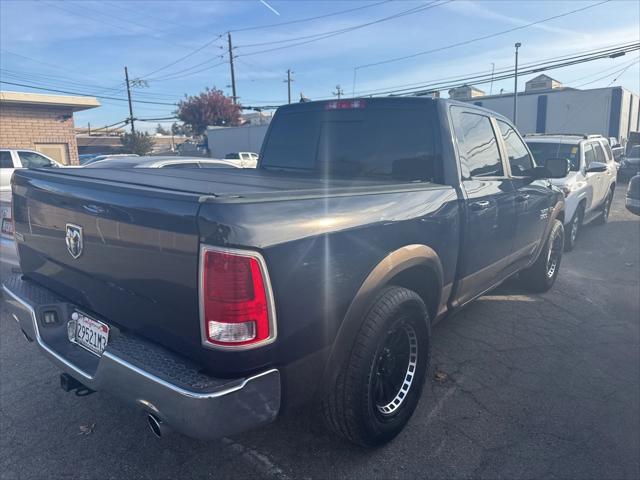 2018 RAM 1500 Laramie Crew Cab 4x2 57 Box