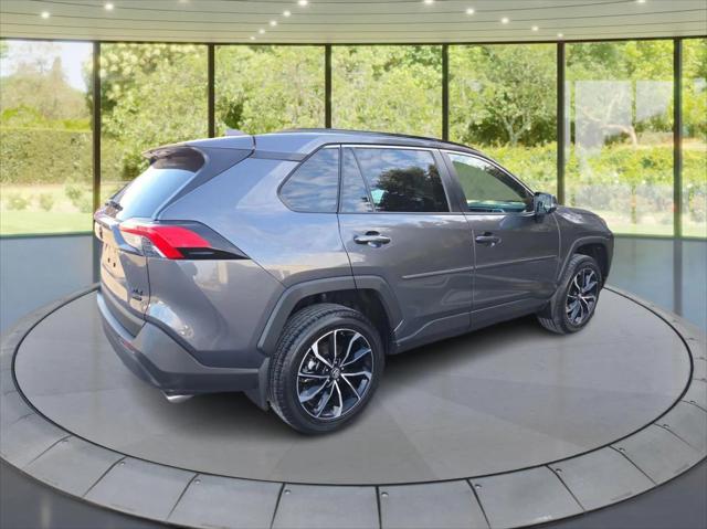 2022 Toyota RAV4 XLE 2022 Toyota RAV4 XLE