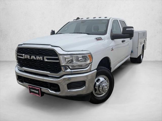 2024 RAM 3500 Chassis Tradesman/SLT/Laramie/Limited
