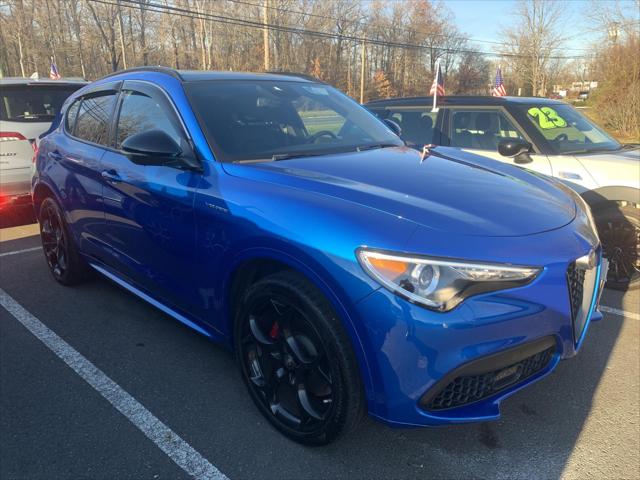 2023 Alfa Romeo Stelvio Veloce AWD 2023 Alfa Romeo Stelvio Veloce AWD