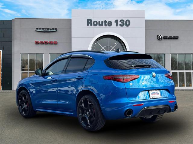 2023 Alfa Romeo Stelvio Veloce AWD 2023 Alfa Romeo Stelvio Veloce AWD