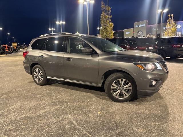 2018 Nissan Pathfinder SL 2018 Nissan Pathfinder SL