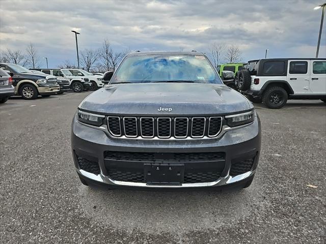 2023 Jeep Grand Cherokee L Laredo 4x4 2023 Jeep Grand Cherokee L Laredo 4x4