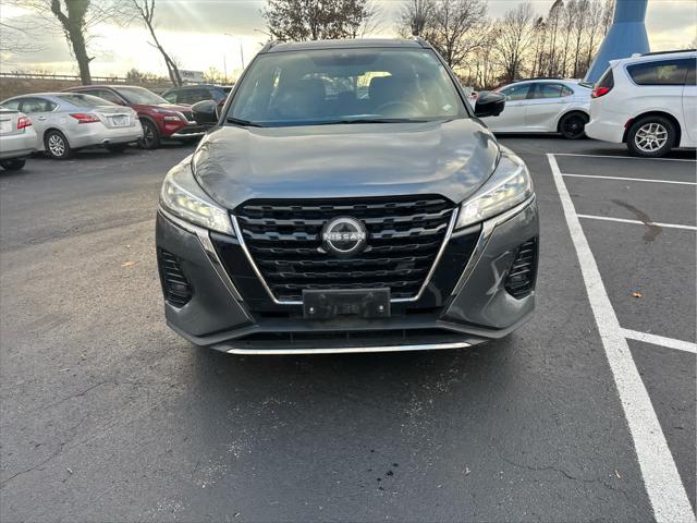 2024 Nissan Kicks SR Xtronic CVT
