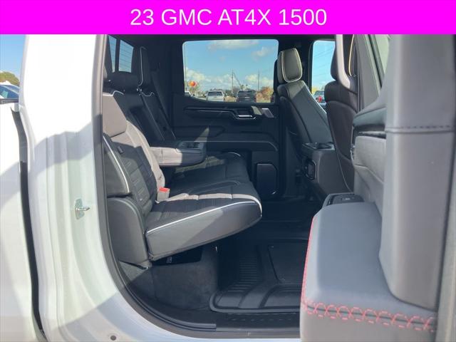 2023 GMC Sierra 1500 4WD Crew Cab Short Box AT4X
