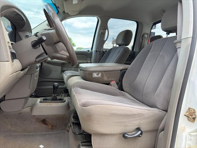 2005 Dodge Ram 3500 SLT/Laramie