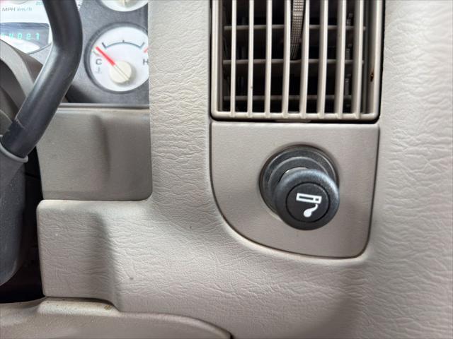 2005 Dodge Ram 3500 SLT/Laramie