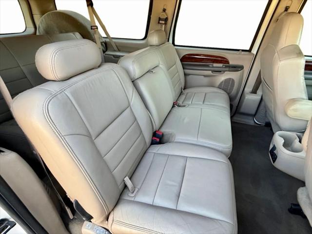 2002 Ford Excursion Sport Utility 4D