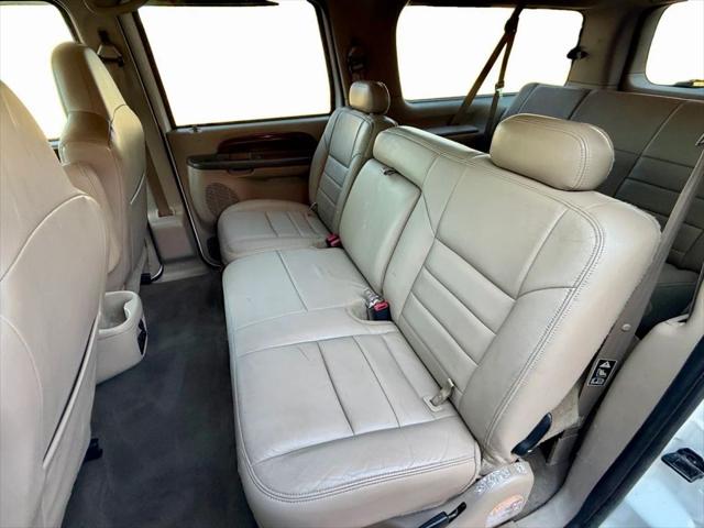 2002 Ford Excursion Sport Utility 4D