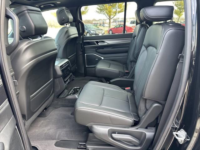 2026 Jeep Grand Wagoneer L 4x4