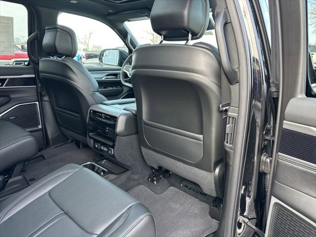 2026 Jeep Grand Wagoneer L 4x4