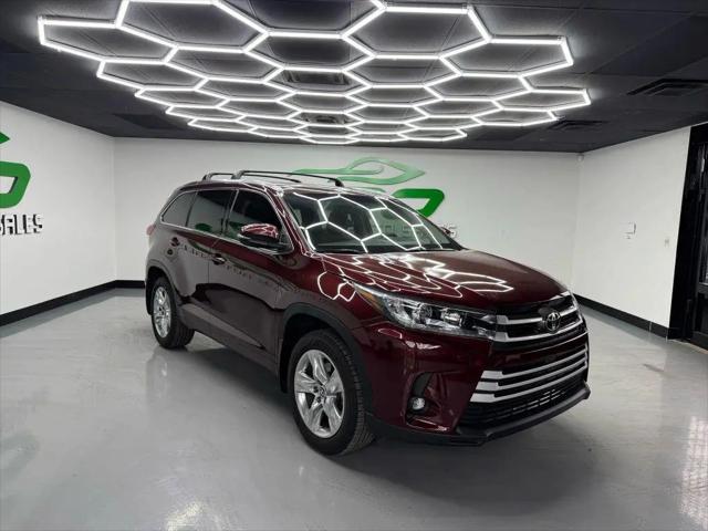 2019 Toyota Highlander Limited Platinum for sale in Phoenix, AZ